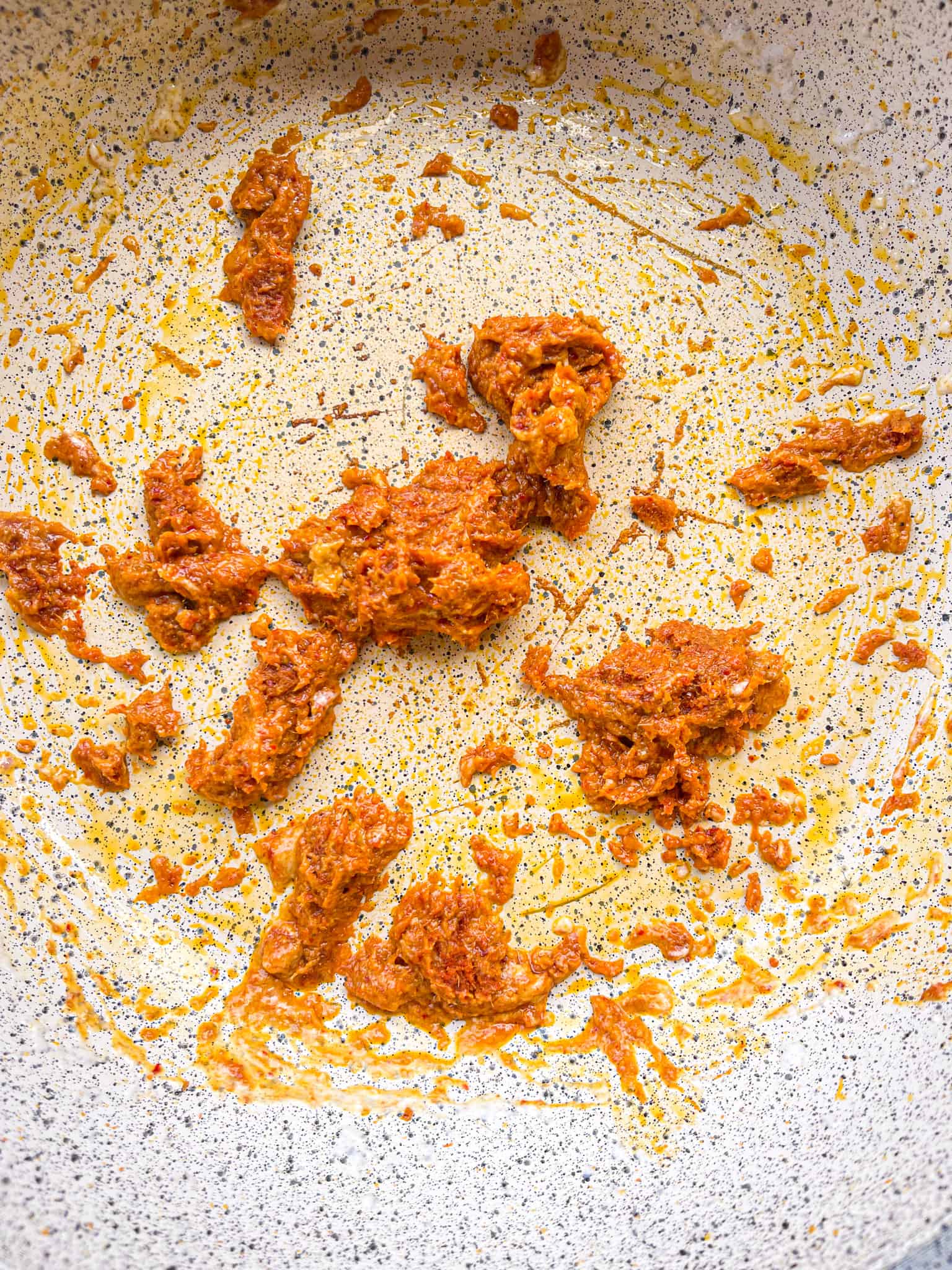 curry paste added to pan.