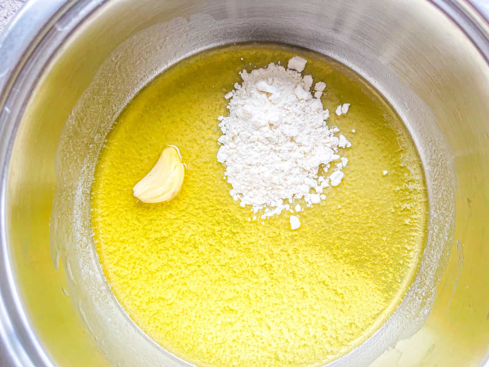 Garlic and flour in butter