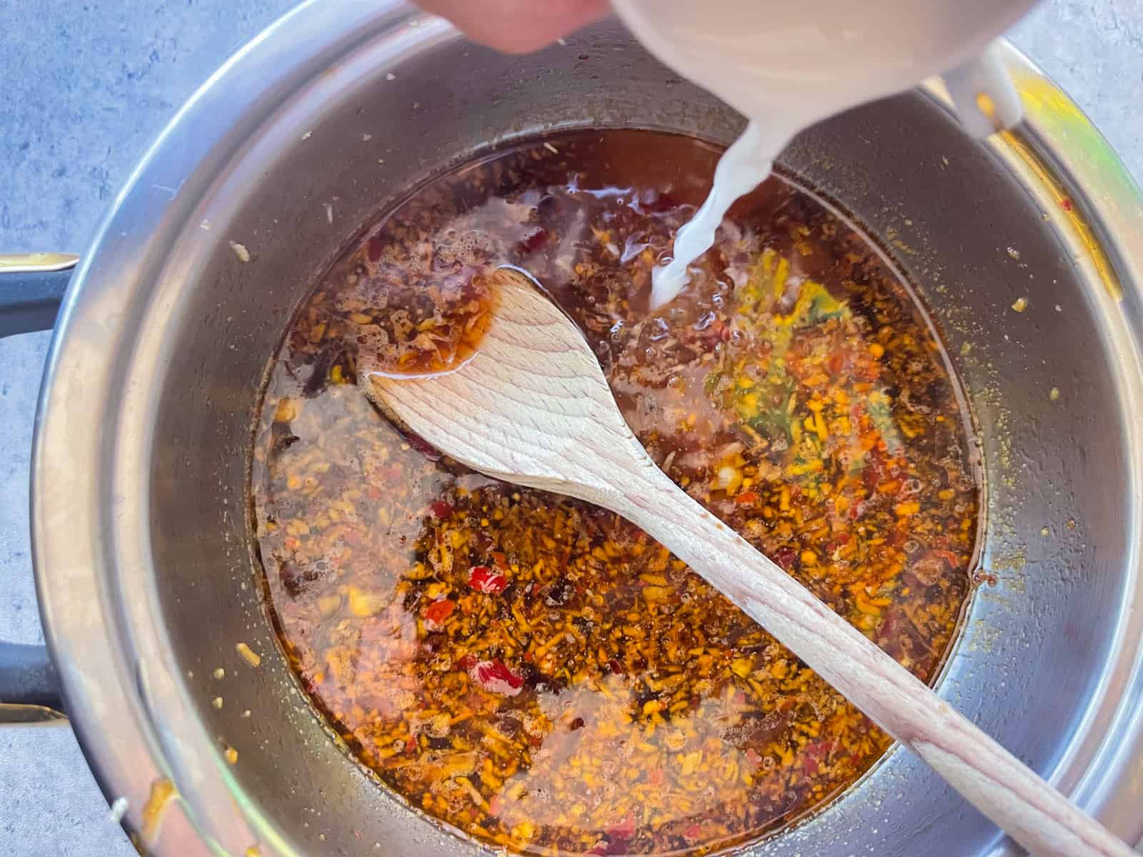 Slurry poured into sauce