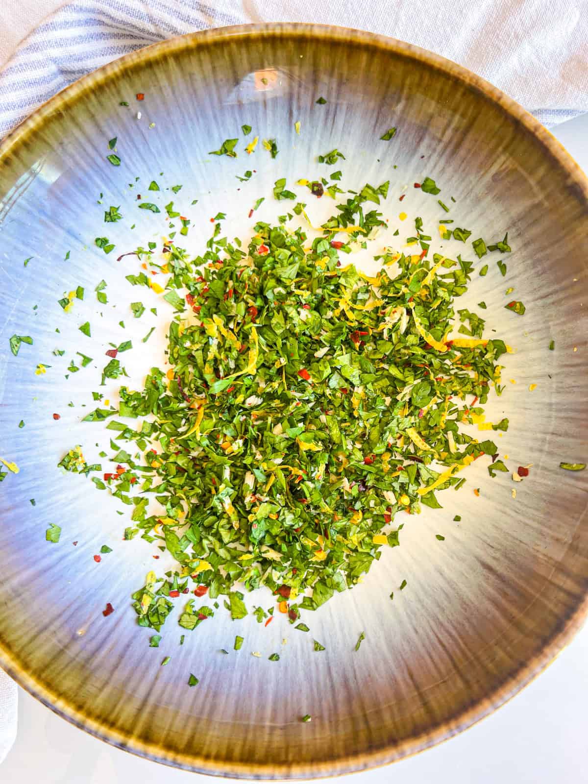 gremolata mixed in a bowl.